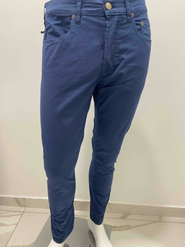 Pantalone Siviglia