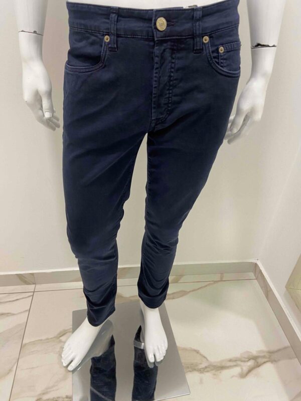 Pantalone Siviglia