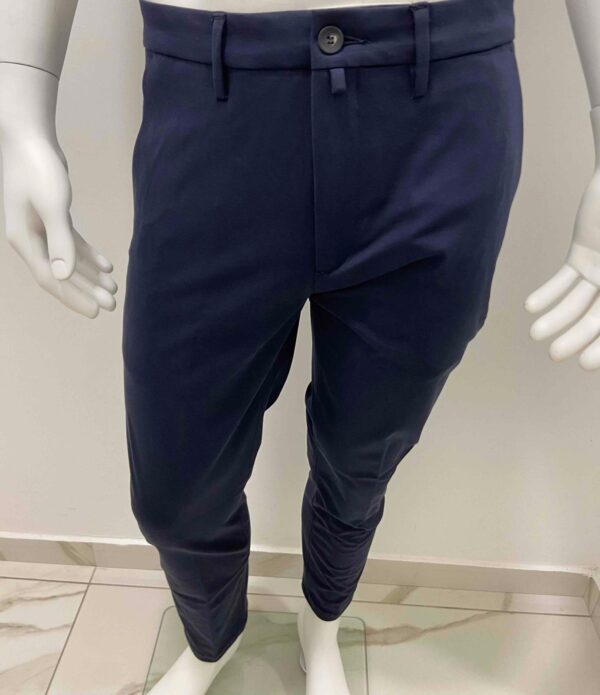 Pantalone Siviglia