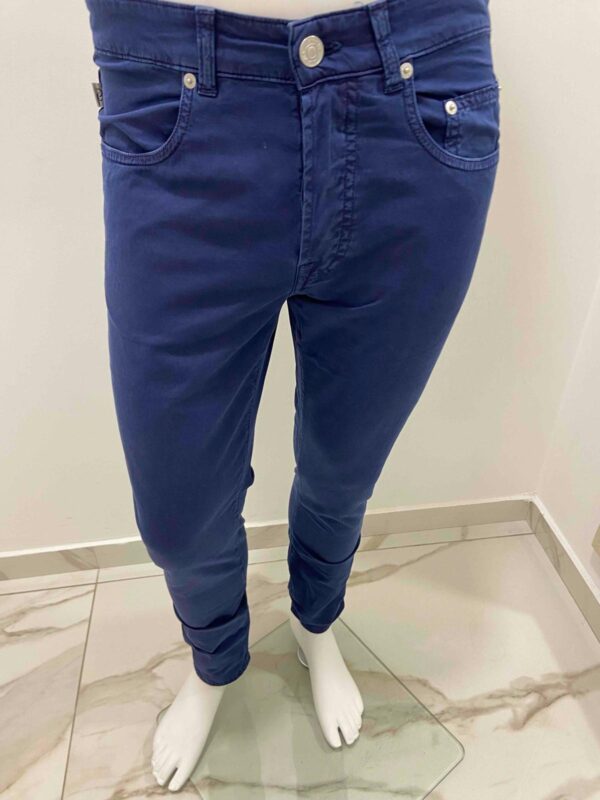 Pantalone Siviglia