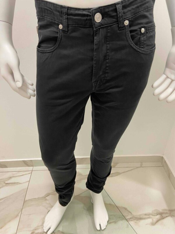 Pantalone Siviglia