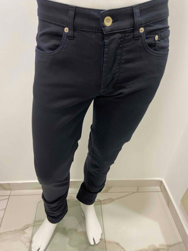 Pantalone Siviglia